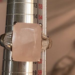 Rose quartz silver ring